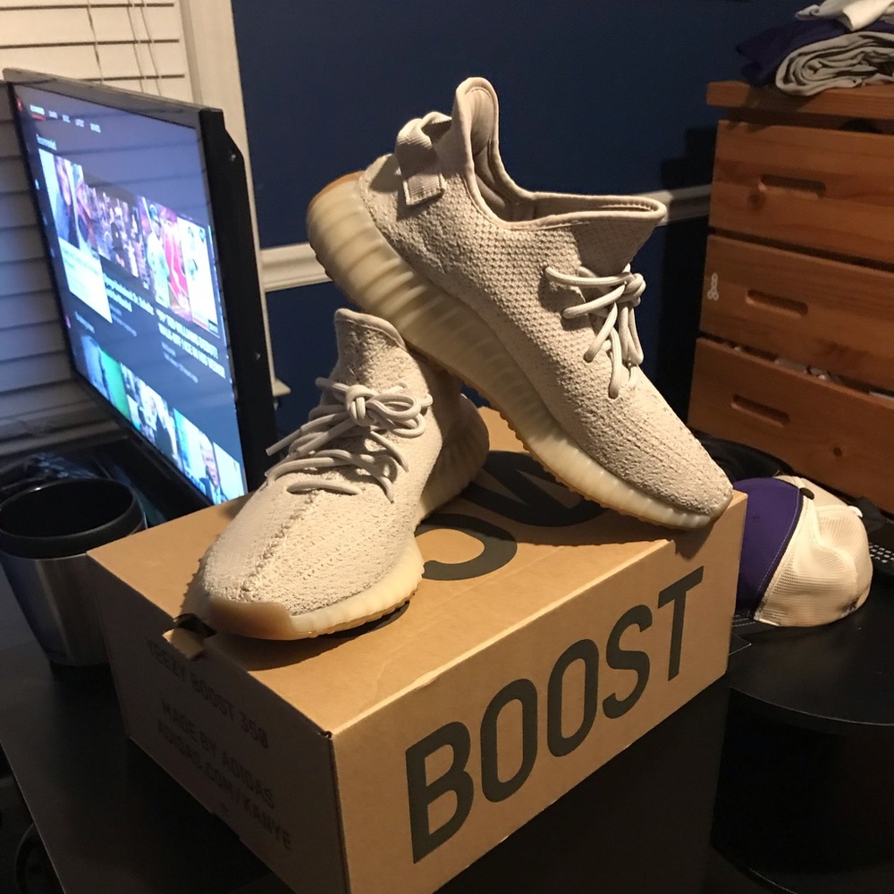 COPY - Adidas Yeezy Shoes